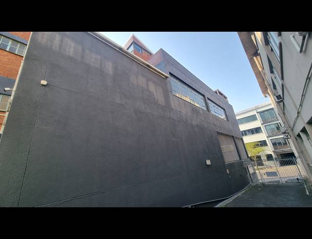 486M² OFFICE FOR SALE IN SALT RIVER
